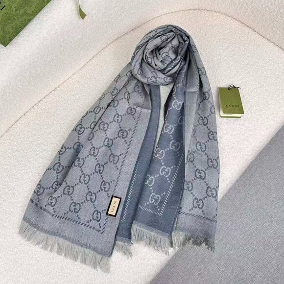 Authentic GUCCI Scarf - Picture 3 of 6